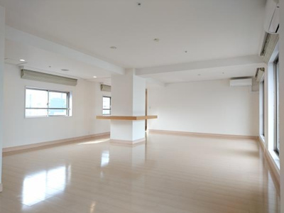 【居間・リビング】 | 虎ノ門法曹ビルレジデンス