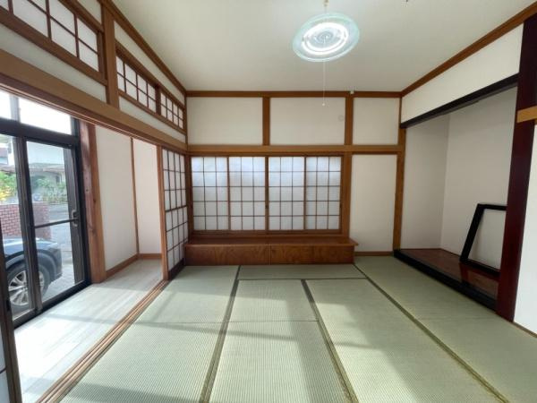 【和室】 | 刈谷町１丁目中古　建物44坪　牛久駅14分　 | 1階、8畳の和室　親御さんとの同居や客間としての利用に
