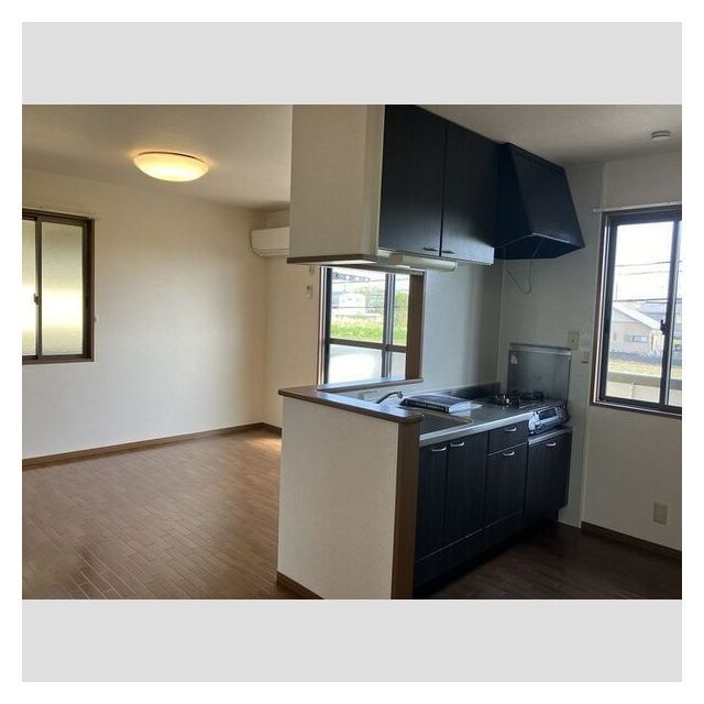 Ｈｉｇｈ Ａｖｅｎｕｅ　Bのキッチン