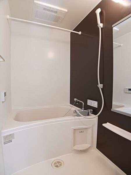 サニーコア　７の浴室