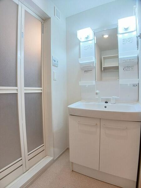 サニーコア　７の洋室