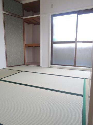 東江ハイツの和室|★明るくて綺麗★