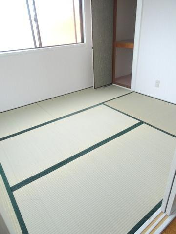 東江ハイツの和室|★伸び伸び暮らせます★