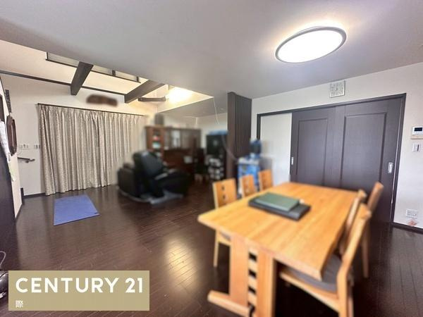 和歌山市加太　中古戸建の居間・リビング
