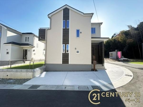 生駒市萩の台 Ｅ号地 ／新築一戸建