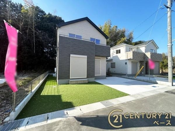 生駒市萩の台 Ｆ号地 ／新築一戸建の外観|■現地撮影写真■近鉄「萩の台駅」まで徒歩１０分！お気軽にお問い合わせください！