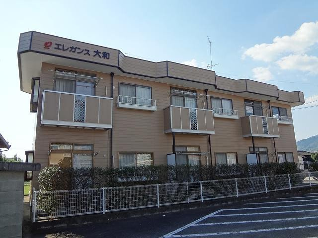 エレガンス大和の外観