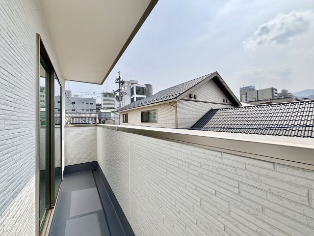 大津市長等３丁目　1期　2号棟のバルコニー