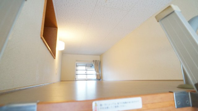 レオパレス諏訪森のその他|ロフト付きのお部屋♪