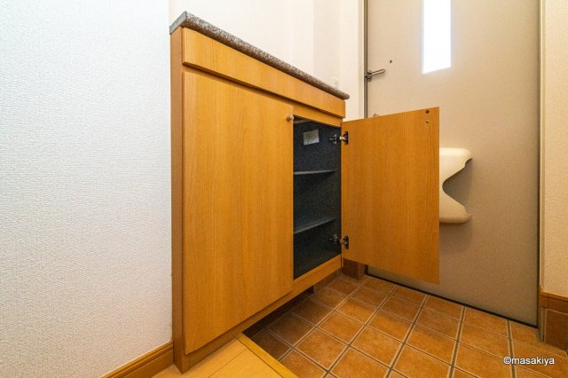 カーサセレノの玄関|下駄箱