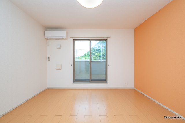 ガーデンハウス朝日山　Fの居間・リビング