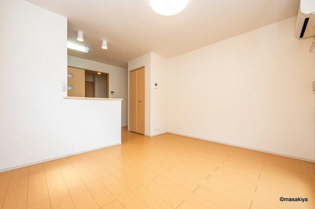 ガーデンハウス朝日山　Fの居間・リビング