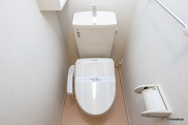 ガーデンハウス朝日山　Fのトイレ