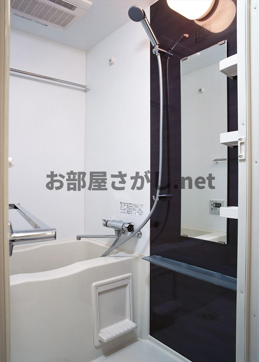 グラントゥルース巣鴨【ペットOK✕同棲OK✕駅近／12月中旬空き予定】の浴室|お風呂です