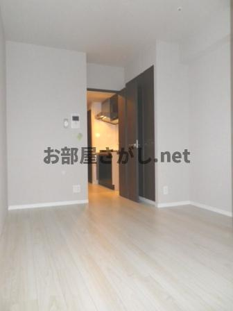 グラントゥルース巣鴨【ペットOK✕同棲OK✕駅近／12月中旬空き予定】の居間・リビング|ゆったりとしたリビングです