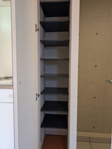 アソシアグロッツォ薬院大通りの収納