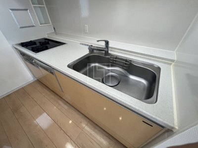 【キッチン】 | ラ・ヴィータ日本橋 | ラ・ヴィータ日本橋　3口ガスシステムキッチン