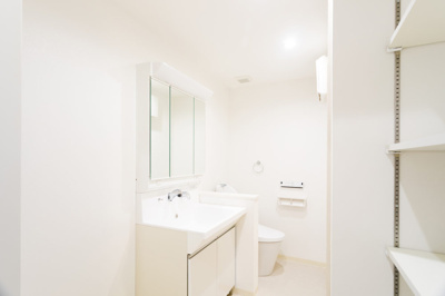 【独立洗面台】 | LUCE SOLARE塩冶