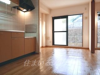 広島市安佐北区深川６丁目の賃貸マンションの居間・リビング