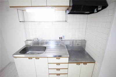 【キッチン】 | サンファミリー港晴 | キッチンでお料理をお楽しみください