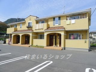 広島市安佐北区亀山７丁目のアパート