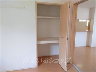 広島市安佐北区亀山７丁目のアパートの収納