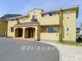 広島市安佐北区亀山７丁目のアパートの外観