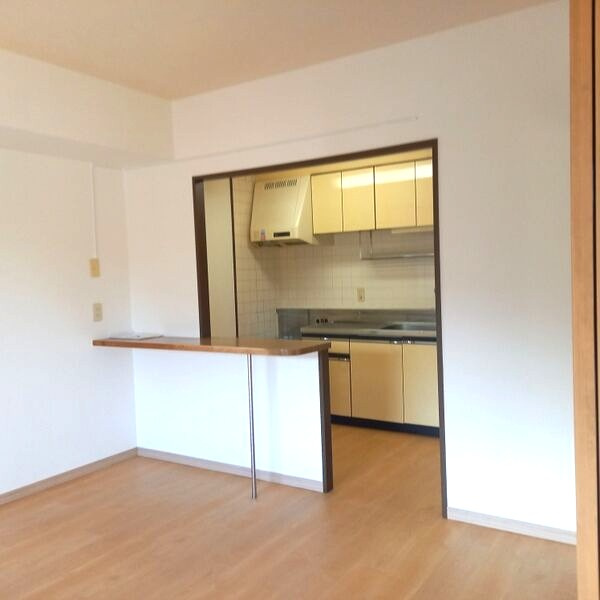 ヴァンテアン西山のキッチン