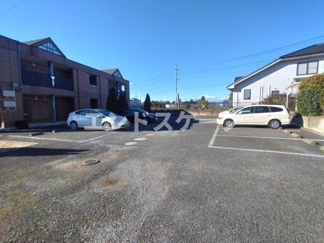 Ｉ’sベルポートの駐車場|高崎、前橋のお部屋探しはエンドスケープまで！お客様の理想お聞かせ下さい♪