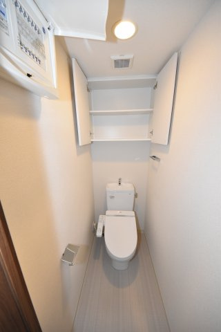 プレサンス阿波座駅前のトイレ