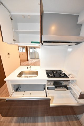 プレサンス阿波座駅前