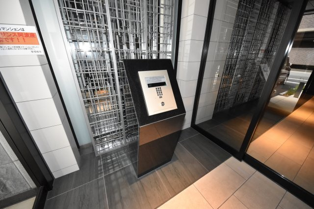 プレサンス阿波座駅前