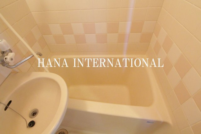 ジャネットビルの浴室