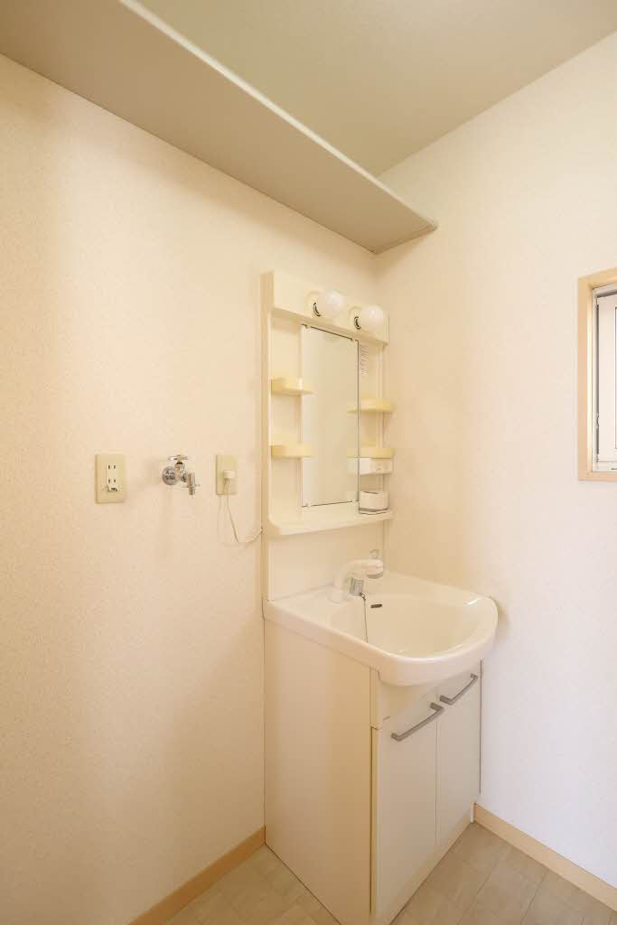 サンハイツS U棟の独立洗面台