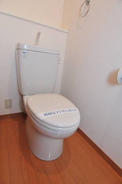 橘ビルのトイレ