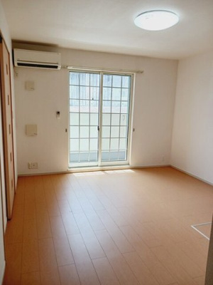 【居間・リビング】 | グリーンヒル朝霧 | おしゃれなリビングです