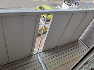 【バルコニー】 | サニーパレスＡ | 外からの目が気にならないバルコニーで洗濯物が干せます