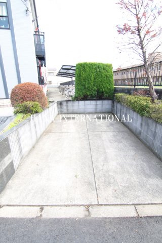 サニーコート北葛西Ⅳの駐車場