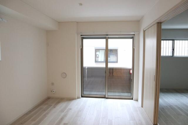 グランデールリーリエの洋室