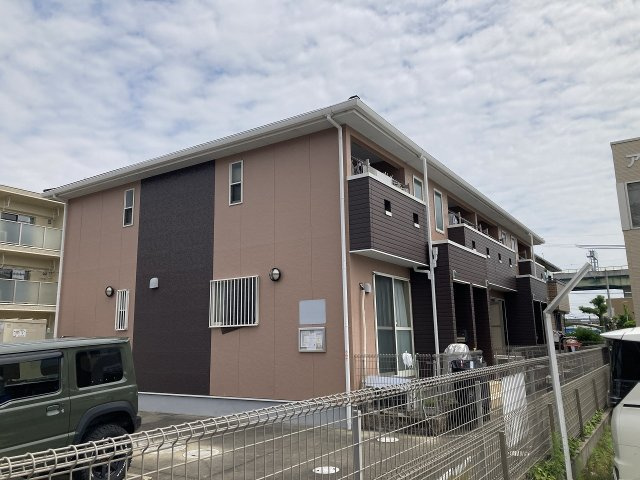 カトルセゾンの外観