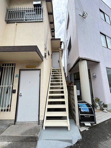 ハイツ東町のエントランス