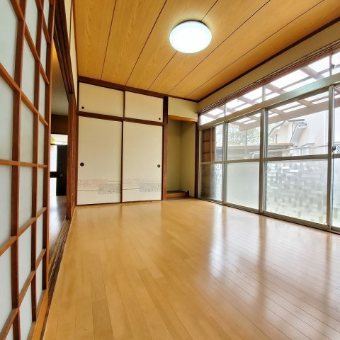 仁田貸家の収納