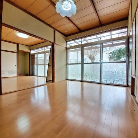 仁田貸家の内装