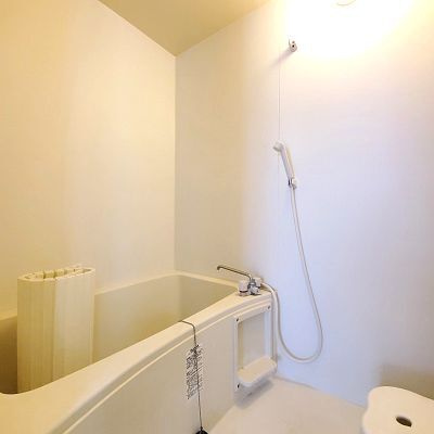 仁田貸家の浴室