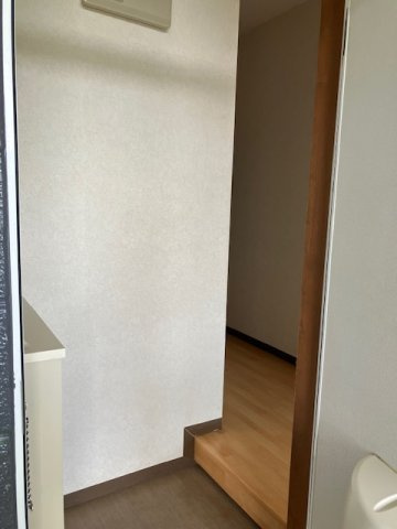 サンローゼ赤坂の玄関|きれいな玄関です