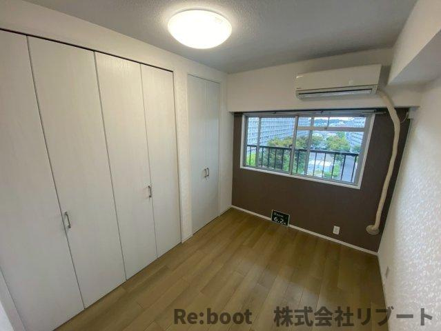 市川グリーンハイツB棟の洋室