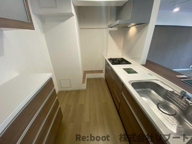 市川グリーンハイツB棟のキッチン