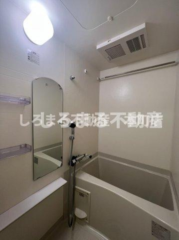 プレサンス立売堀ベルヴィルの浴室