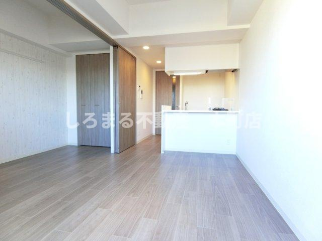 プレサンス立売堀ベルヴィルの居間・リビング