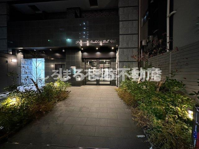 プレサンス立売堀ベルヴィルのエントランス